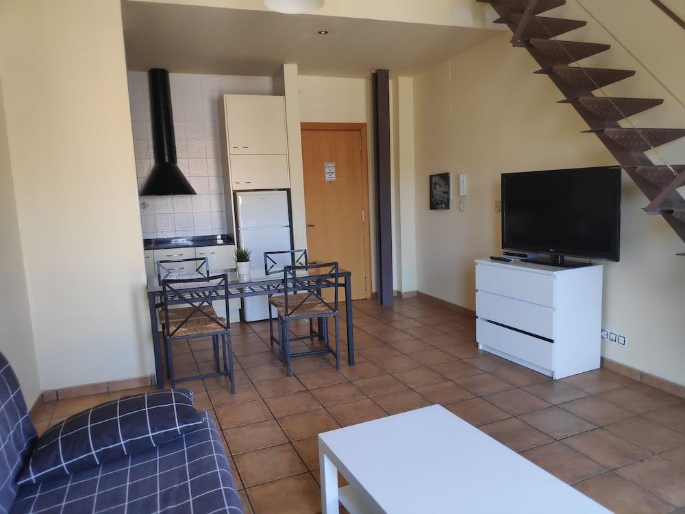 Urbi Apartments مانريسا المظهر الخارجي الصورة