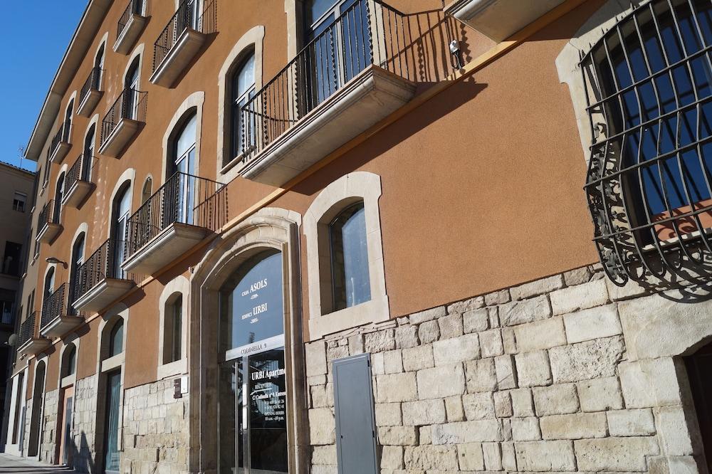 Urbi Apartments مانريسا المظهر الخارجي الصورة