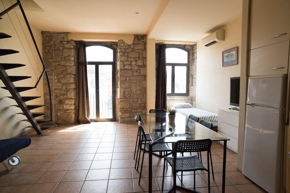 Urbi Apartments مانريسا المظهر الخارجي الصورة