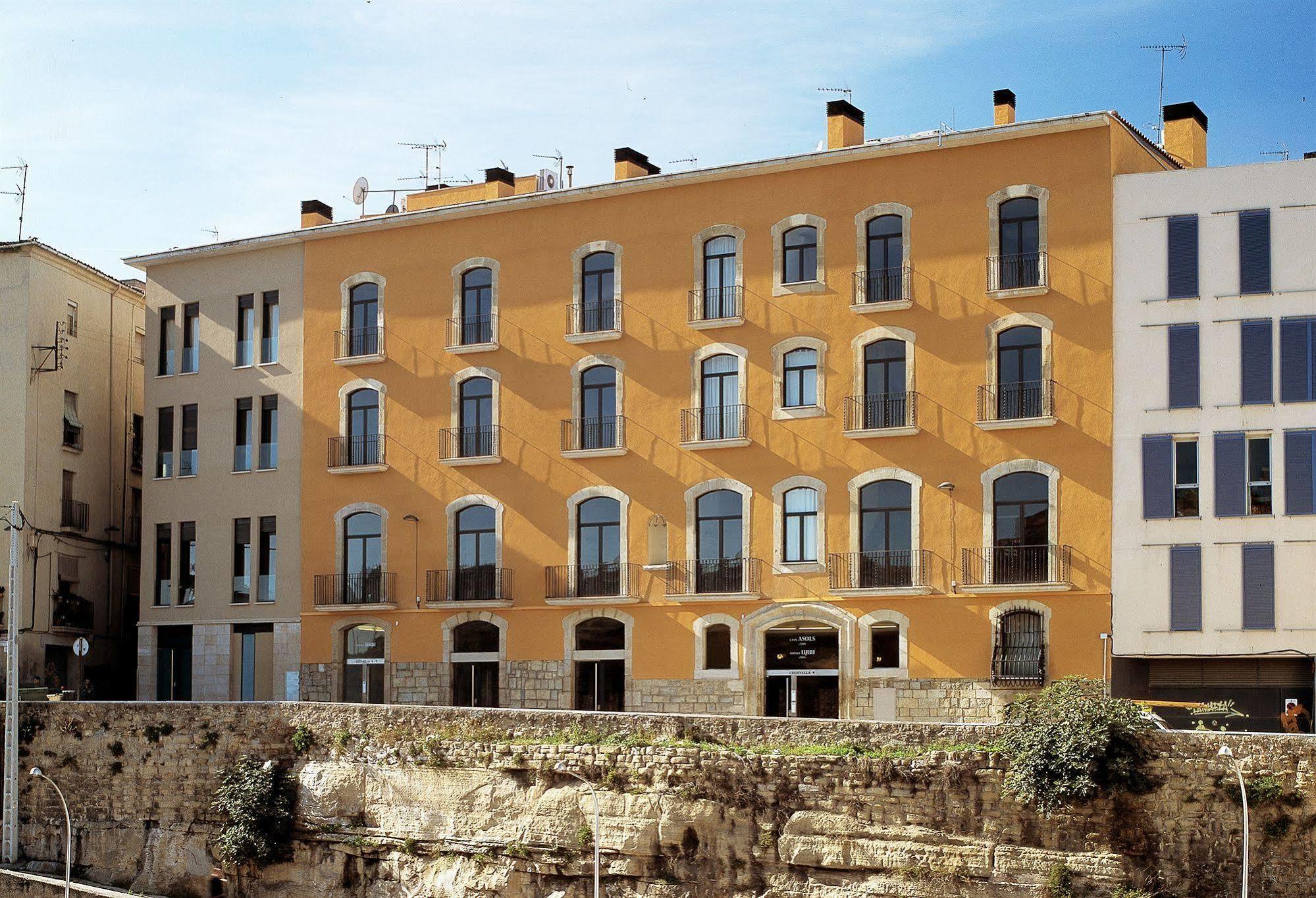 Urbi Apartments مانريسا المظهر الخارجي الصورة
